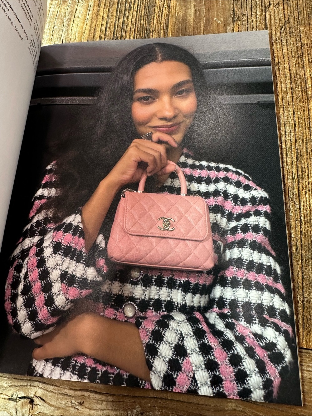 CHANEL Black Fashion Editorial magazine - Picture 7 of 10